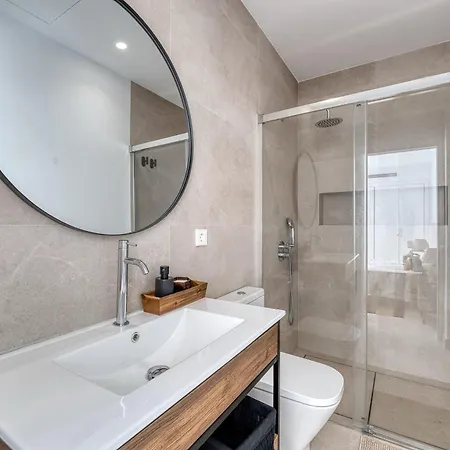 1182 Town Modern House Center Holiday home Marbella