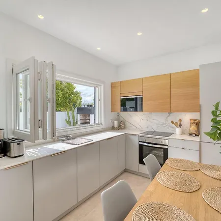 1182 Town Modern House Center Holiday home