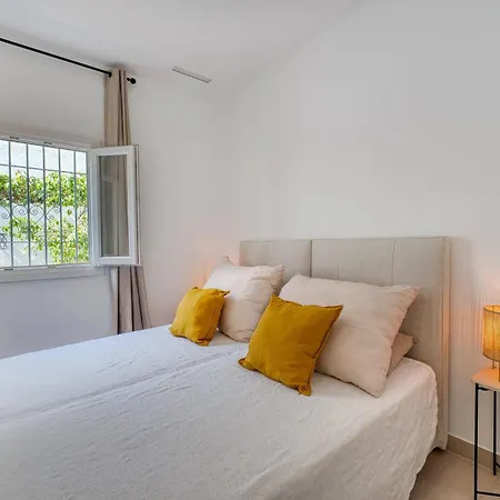 1182 Town Modern House Center Holiday home *