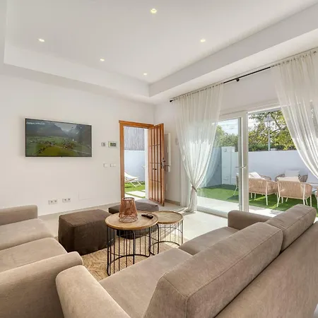 1182 Town Modern House Center Марбелья