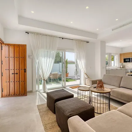 1182 Town Modern House Center Semesterbostad *