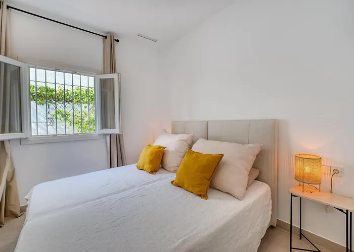 1182 Town Modern House Center Semesterbostad *
